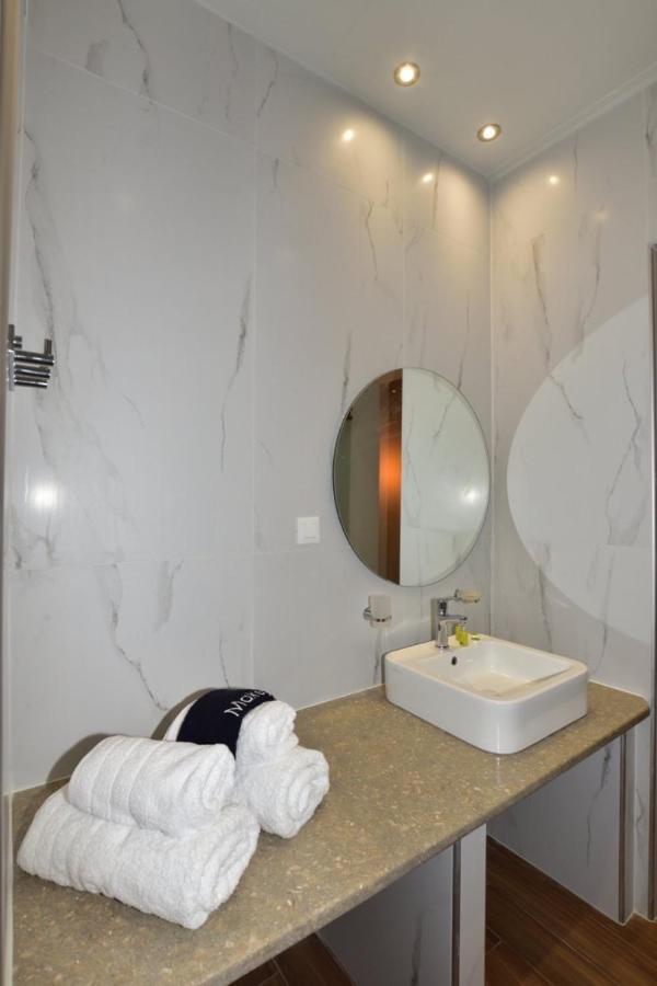 Gonis Grand Luxury Suite Paleochora Exterior foto