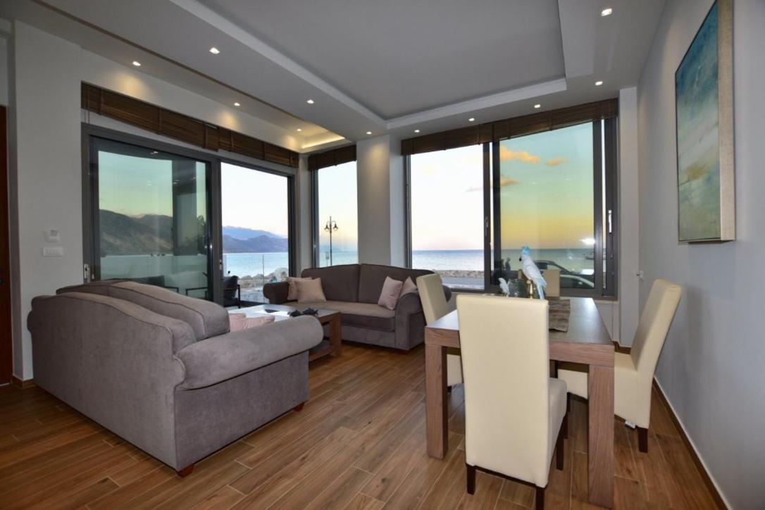 Gonis Grand Luxury Suite Paleochora Exterior foto